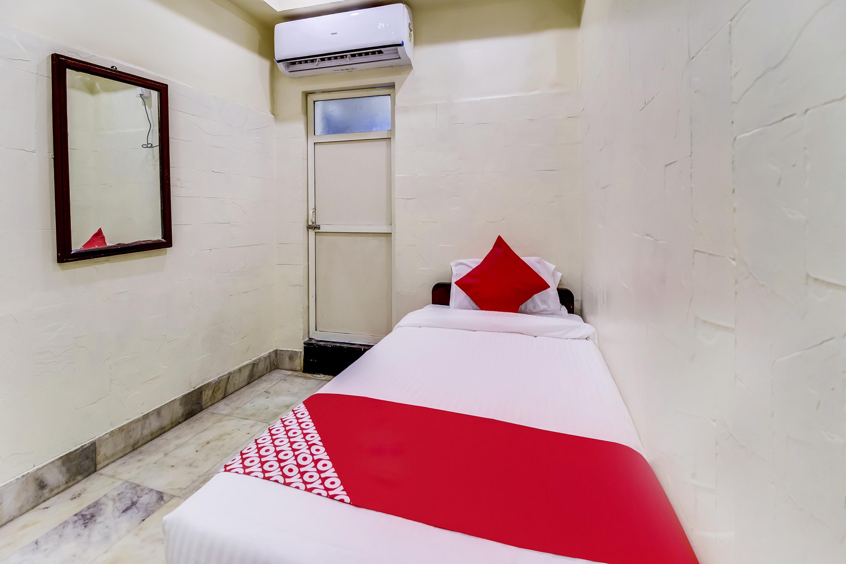 Super Oyo Hotel Dreamland Mumbai Kültér fotó
