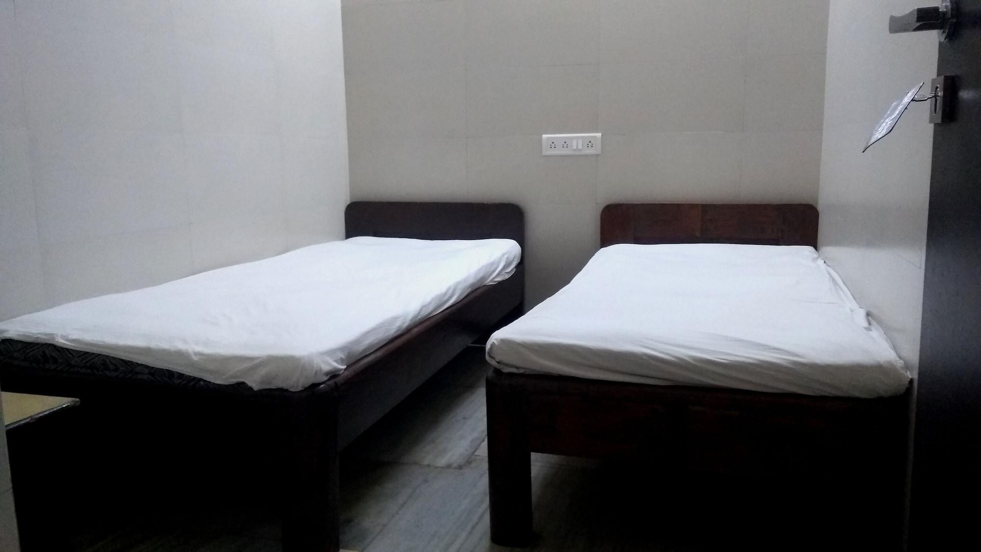 Super Oyo Hotel Dreamland Mumbai Kültér fotó