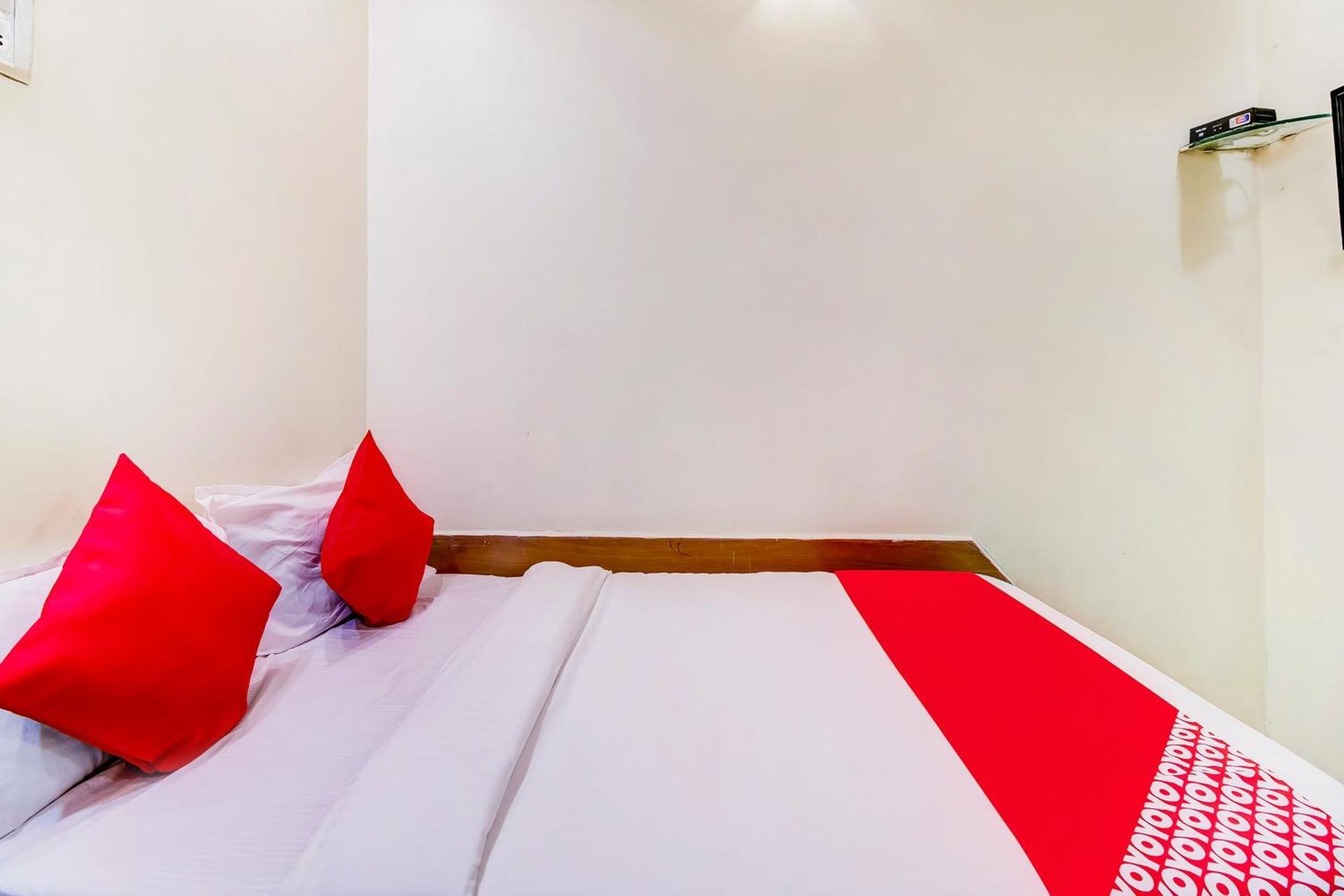Super Oyo Hotel Dreamland Mumbai Kültér fotó