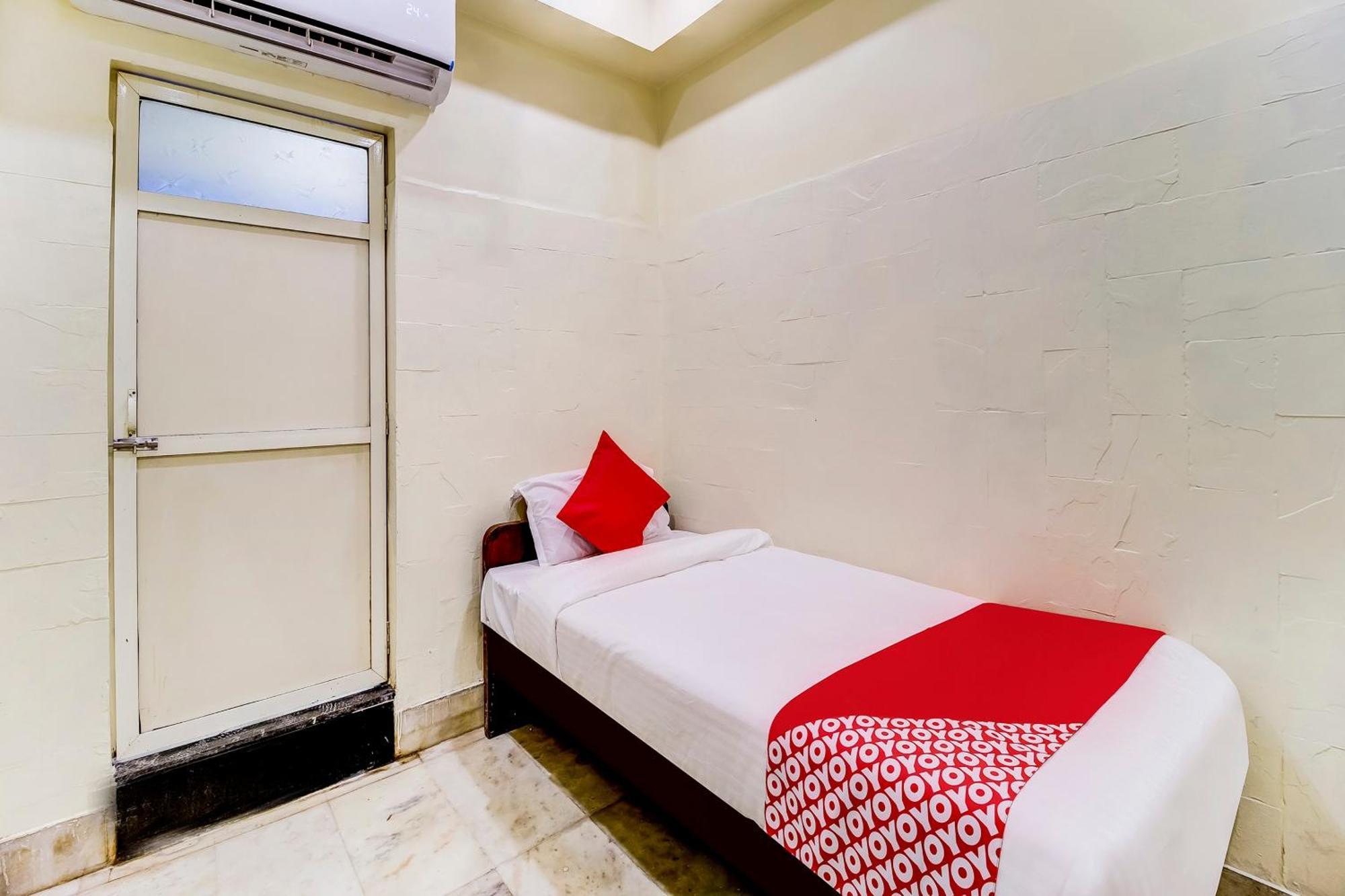 Super Oyo Hotel Dreamland Mumbai Kültér fotó